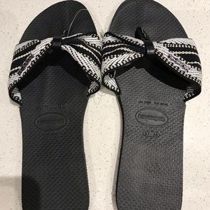 New Havaianas sandals